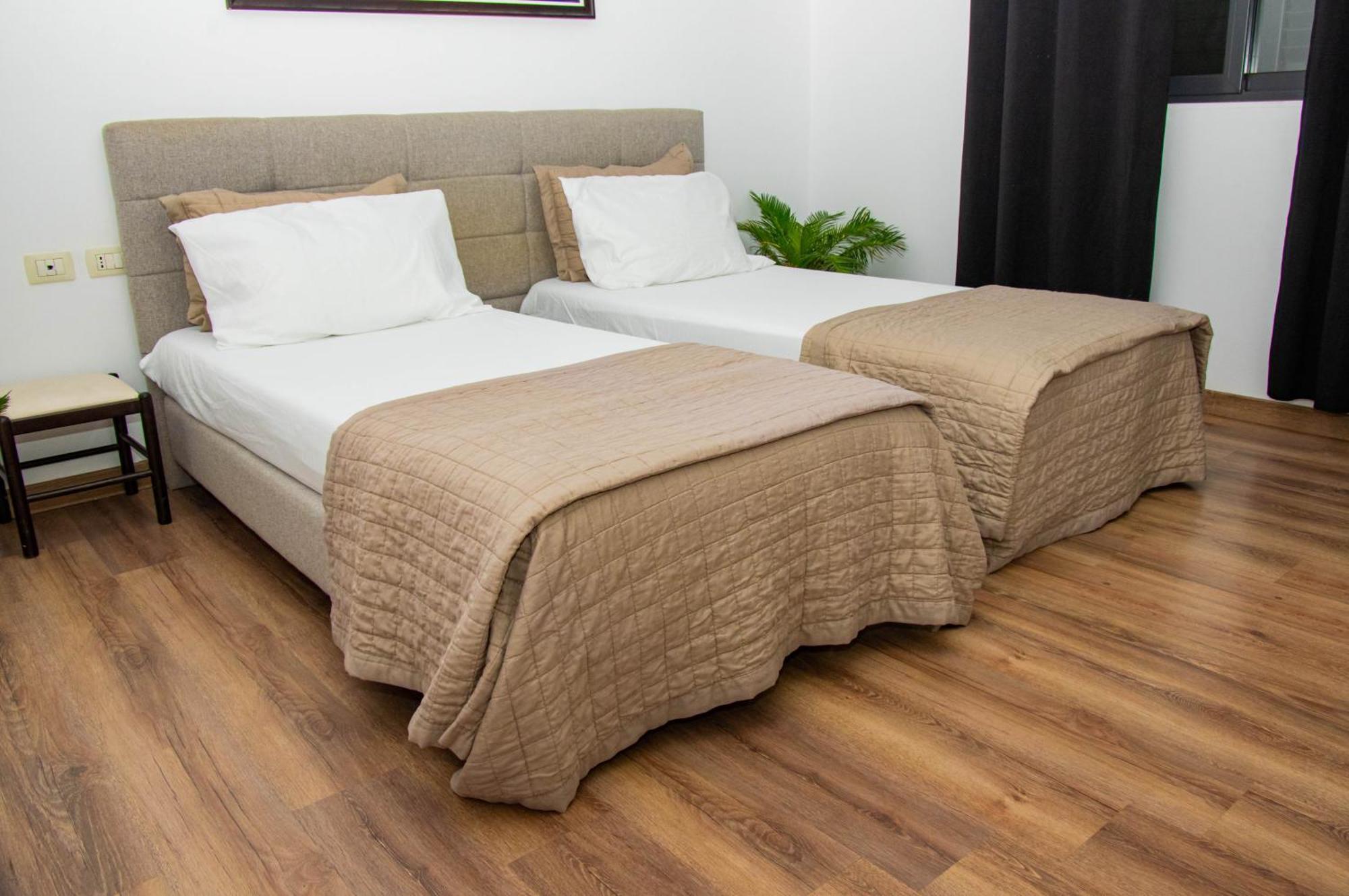 Lucas Central Relaxing House Tirana Bagian luar foto